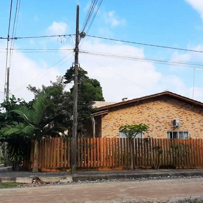 Casa semi-mobiliada a apenas 200 metros da praia à venda, 238 m² por R$ 850.000 - Princesa do Mar - Itapoá/SC - Casa em Princesa do Mar, Itapoá - à venda - Nossa Praia Imóveis