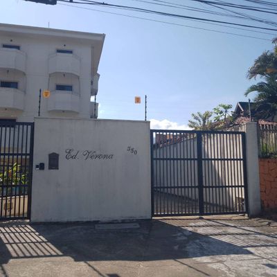 APARTAMENTO ÓTIMO-LOCAÇÃO DEFINITIVA-INDAIÁ-CARAGUATATUBA-SP - Apartamento em Indaiá, Caraguatatuba - para locação - Vilela Imóveis