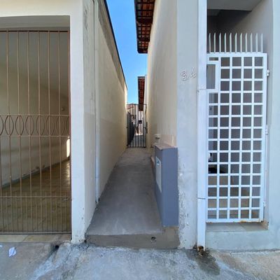 Casa de fundos, Para Locação - Jardim Satélite. - Casa em Jardim Satélite, São João da Boa Vista - para locação - BOCOLI IMÓVEIS