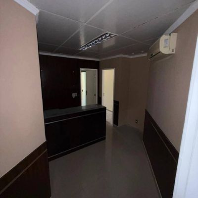 Sala Comercial à Venda no Centro de Guarapari - Comercial em Centro, Guarapari - à venda - Gilberto Pinheiro Developer Private Brokers