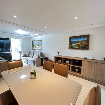Apartamento Reformado Suíte + 2 no Bairro Amizade - Apartamento em Amizade, Jaraguá do Sul - à venda - Imobiliária SMART