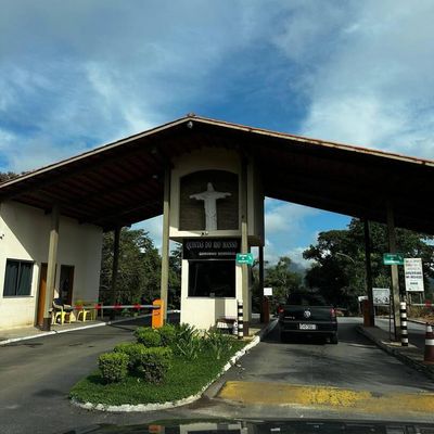 COD 925 SITIO À VENDA EM BRUMADINHO 1000M²