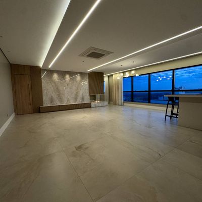 Centro - Edifício Onyx - Apartamento 03 Suítes (Master com Hidromassagem)