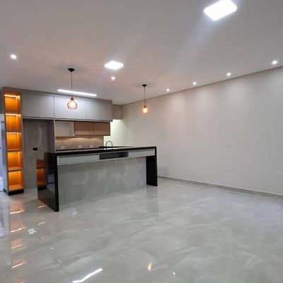 Casa com 2 Quartos, 1 Suíte, Garagem Coberta e Churrasqueira, no Jd. Esperança, em Americana Sp - Casa em Loteamento Residencial Jardim Esperança, Americana - para locação - Imovibe Imóveis Ltda.