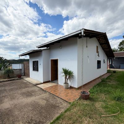 CASA TÉRREA SEMIMOBILIADA COM 3 QUARTOS | SÃO LUÍS - Casa em São Luís, Jaraguá do Sul - à venda - D2 Imóveis