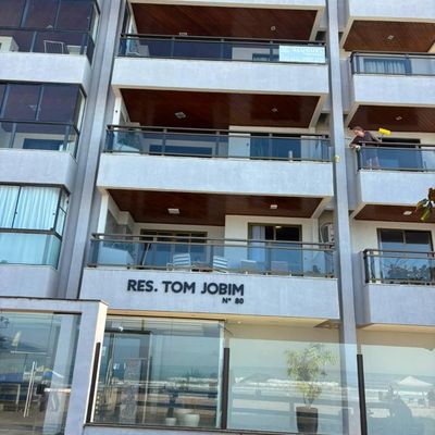 Apartamento com 04 dormitórios na quadra do Mar - Apartamento em Meia Praia, Itapema - para temporada - SAVOIA IMÓVEIS