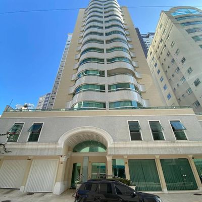 Apartamento Com Excelente Localização! - Apartamento em Pioneiros, Balneário Camboriú - à venda - MEGA SUL IMOBILIÁRIA LTDA