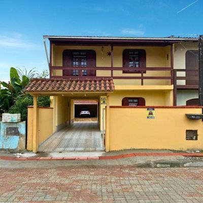 Sobrado com 4 dormitórios à venda, 107 m² por R$ 690.000 - Itapema do Norte - Itapoá/SC - Sobrado em Itapema do Norte, Itapoá - à venda - Nossa Praia Imóveis