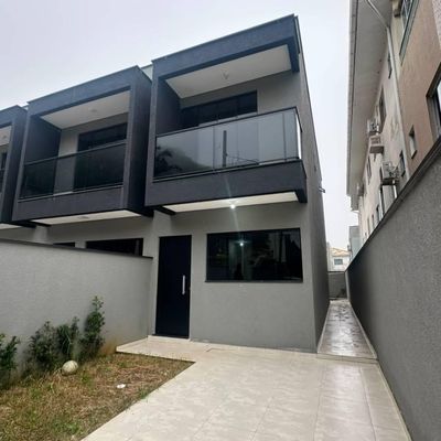 Sobrado com 2 quartos, Ingleses do Rio Vermelho - Florianópolis