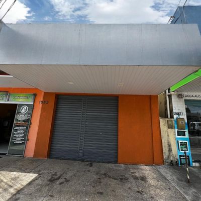 LOJA COMERCIAL - AV. MARIA LACERDA