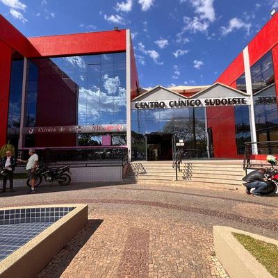 Loja Comercial no Centro Clínico Sudoeste - Comercial em Setor Sudoeste, Brasília - à venda - Bloco imobiliária LTDA