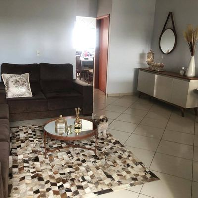 Casa com 4 quartos, Residencial Canaã - Rio Verde - Casa em Residencial Canaã, Rio Verde - à venda - Futura Imóveis