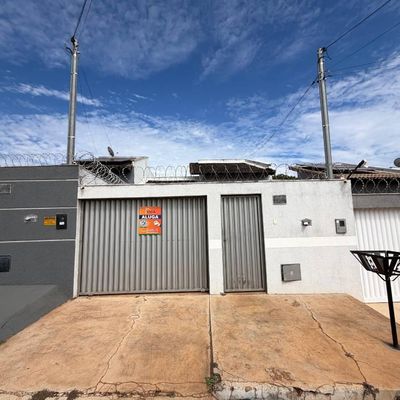 Casa com 2 dormitórios para alugar, 120 m² por R$ 1.750,00/mês - Setor Paranaíba - Itumbiara/GO - Casa em Setor Paranaíba, Itumbiara - para locação - Group Viga Negócios Imobiliários Ltda