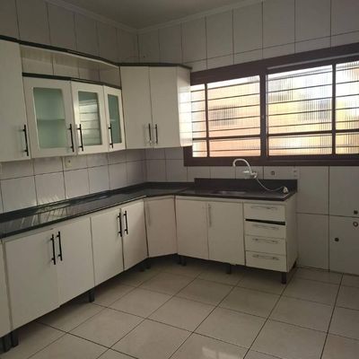 CASA 3 - Casa em Centro, Santo Ângelo - para locação - CLARICE FURTADO FLORES RIGO ME