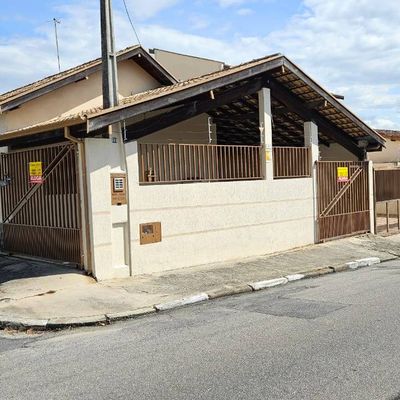 Casa com 3 quartos, Bosque da Princesa - Pindamonhangaba - Casa em Bosque da Princesa, Pindamonhangaba - para locação - EDSON DERRICO IMOVEIS LTDA