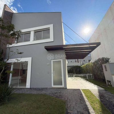 CASA NO VILLAGIO DOS YPES - SÃO JUDAS, BALNEÁRIO CAMBORIÚ - Casa em São Judas Tadeu, Balneário Camboriú - para locação - Brava Norte Imóveis