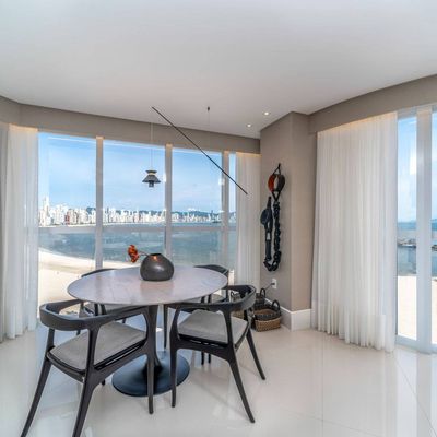Apartamento Frente Mar à venda com 4 suítes no Ibiza Towers em Balneário Camboriú - Apartamento em Centro, Balneário Camboriú - à venda - WOW Imobiliária Ltda