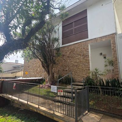Oportunidade Única no Coração do Ipiranga! Sobrado comercial em localização nobre com apelo inegável para diversos tipos de negócios - Sobrado em Vila Monumento, São Paulo - à venda - Um Imóvel