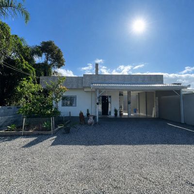 Casa Com 134,53 m², Com Edícula Nos Fundos E Terreno Espaçoso - Casa em Cambiju, Itapoá - à venda - Imobiliaria Patricia Claudino