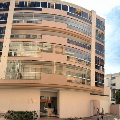 ÓTIMO APARTAMENTO NA QUADRA MAR EM MEIA PRAIA, ITAPEMA, SC. - Apartamento em Meia Praia, Itapema - para temporada - Fernando Carvalho - Corretor de Imóveis