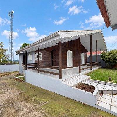 CASA LOCAÇÃO NA VILA PINHEIRINHO - Casa em Centro, São Mateus do Sul - para locação - Salvielli Cordeiro Corretora de Imóveis