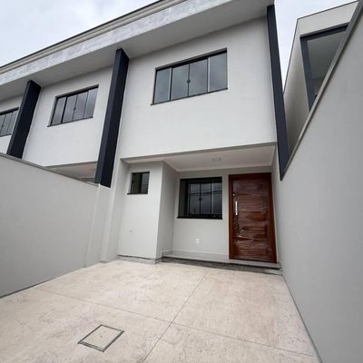Sobrado dispónivel no Rio Pequeno - Sobrado em Rio Pequeno, Camboriú - à venda - Roseli Imóveis