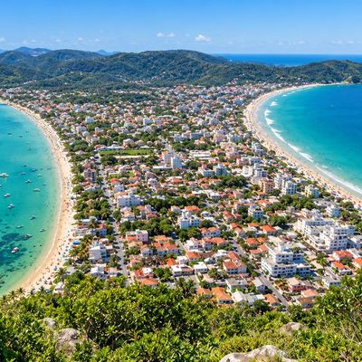Qual é o melhor bairro de Bombinhas para comprar um imóvel?