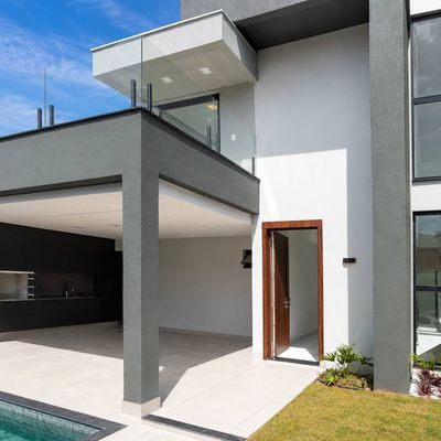 Casa Duplex de Alto Padrão com Piscina e Vista para a Lagoa em Morada do Sol – Vila Velha