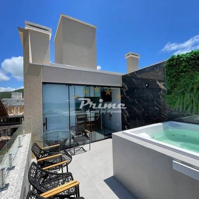 COBERTURA DE 3 SUÍTES COM JACUZZI VISTA MAR NA PRAIA DE MARISCAL EM BOMBINHAS/SC PARA LOCAÇÃO DE TEMPORADA - COD1712