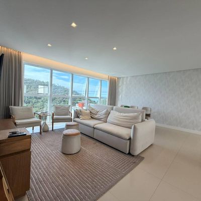 APARTAMENTO MOBILIADO ALTO PADRÃO COM 4 SUÍTES NA BARRA NORTE EM BALNEÁRIO CAMBORIÚ - Apartamento em Pioneiros, Balneário Camboriú - à venda - LIBERATIO IMOBILIARIA LTDA