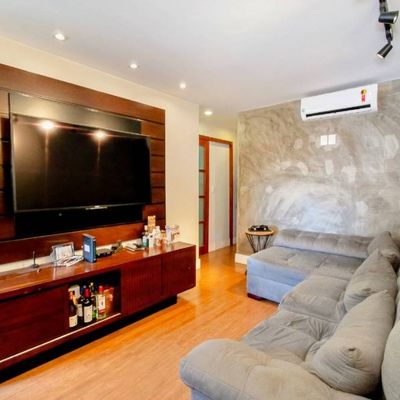 SQS 412, ASA SUL, RARIDADE APARTAMENO COM 3 QUARTOS, INCLUINDO DCE ELEVADOR E VARANDA. - Apartamento em Asa Sul, Brasília - à venda - Bloco imobiliária LTDA