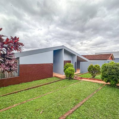Casa para venda e locação com 1.000,00 m² de terrreno, 01 suíte + 02 dormitórios, CENTRO - TOLEDO/PR - Casa em Centro, Toledo - para locação e à venda - IMOBILIÁRIA ÓRIMA