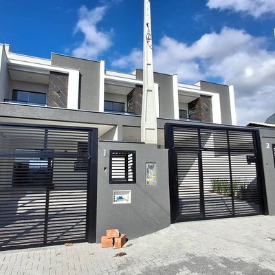 Duplex de Alto Padrão | Ilha da Figueira – Jaraguá do Sul - Casa em Ilha da Figueira, Jaraguá do Sul - à venda - Guara Imóveis Ltda