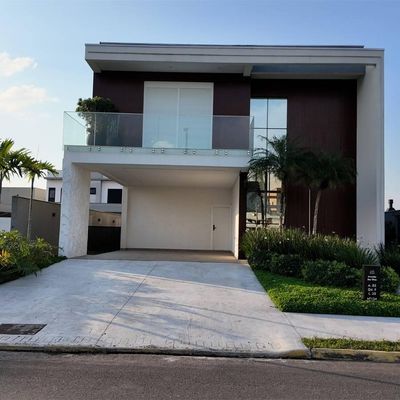 Casa à Venda Casa Condomínio Caledônia