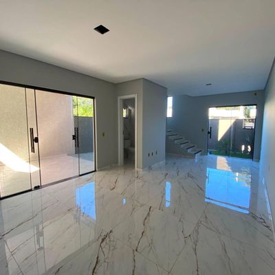 Sobrado à Venda com 2 quartos, no bairro Quinta dos Açorianos - Barra Velha | Cód. 3061