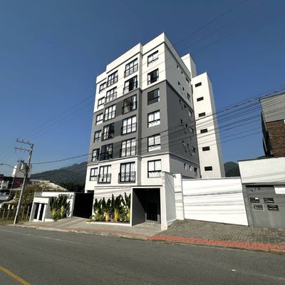 Apartamento Mobiliado | Jaraguá Esquerdo | 3 quartos (1 suíte) | 80m²