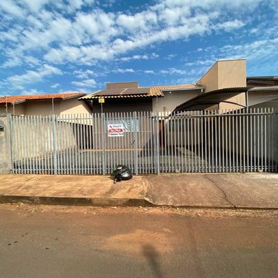 Casa com 2 quartos, TARUMÃ - Tangará da Serra