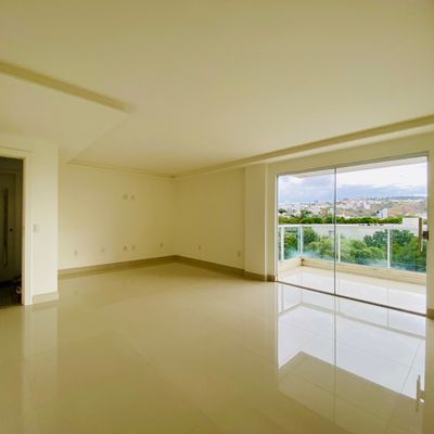 Apartamento com 3 quartos, Centro - Colatina