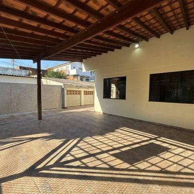 Casa para Alugar com 2 Quartos e 2 Vagas Cobertas – Parque Gramado – Americana/SP - Casa em Parque Gramado, Americana - para locação - Imovibe Imóveis Ltda.