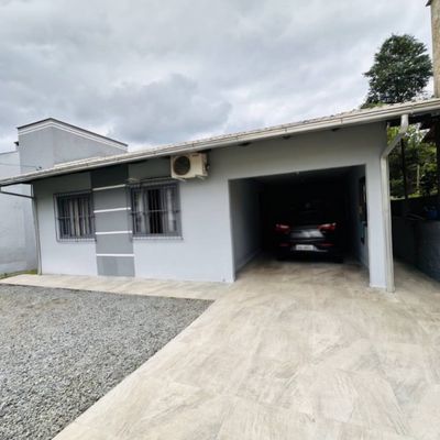 Casa com 3 Quartos, Sendo 1 Suíte e Móveis Sob Medida no Tifa Martins em Jaraguá Do Sul/SC - Casa em Tifa Martins, Jaraguá do Sul - à venda - EW Imóveis