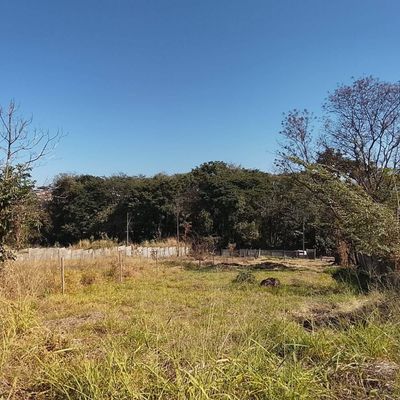 CHÁCARA Á VENDA -  CHÁCARA DO QUITÃO -ITAÚNA/MG - 1.090 M2
