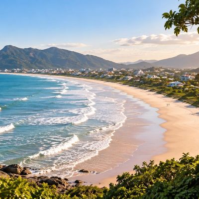 Mariscal: natureza, qualidade de vida e imóveis a poucos passos do mar