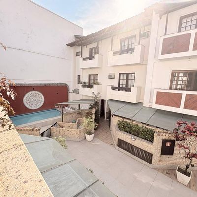 Cobertura triplex para alugar no Jardim Oceânico, localizada no Condomínio Ocean Garden na Rua Paranhos Antunes. - Cobertura em Barra da Tijuca, Rio de Janeiro - para locação - MIGUEZ IMOBILIÁRIA