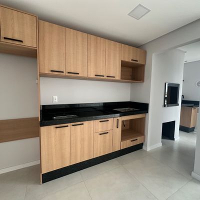 Apartamento para locação anual semimobiliado, com 3 quartos (sendo uma suíte), 2 vagas de garagem privativas, Edifício Residencial Ilha de Maiorca, no bairro Vila Operária, Itajaí-SC - Apartamento em Vila Operária, Itajaí - para locação - I3 CORRETORES ASSOCIADOS S/S