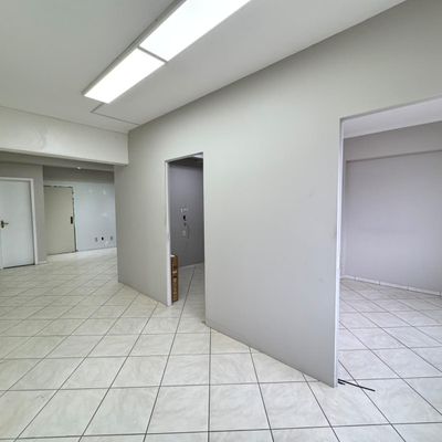 SALA COMERCIAL - CENTRO, BALNEÁRIO CAMBORIÚ - Salas Comerciais em Centro, Balneário Camboriú - para locação - Brava Norte Imóveis