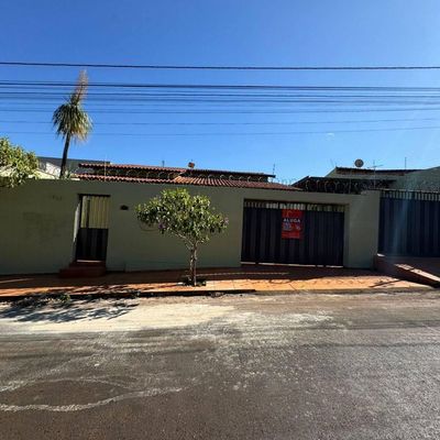 Casa com 3 dormitórios para alugar por R$ 2.500,00/mês - Setor Santos Dumont - Itumbiara/GO - Casa em Setor Santos Dumont, Itumbiara - para locação - Group Viga Negócios Imobiliários Ltda