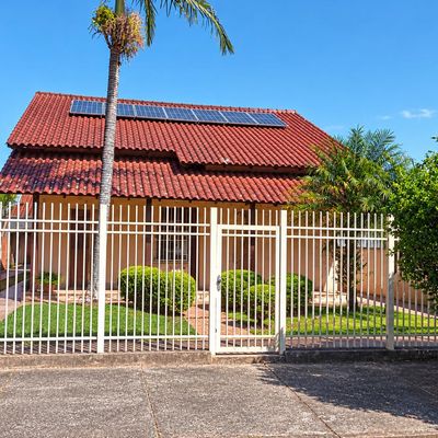 Casa centro 3 dormitorios - Casa em Ijuí - à venda - IMOBILIÁRIA SOLUÇÃO IMÓVEIS IJUÍ