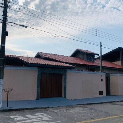 Casa com 3 quartos à Venda, Bela Vista - Pindamonhangaba - Casa em Bela Vista, Pindamonhangaba - à venda - EDSON DERRICO IMOVEIS LTDA