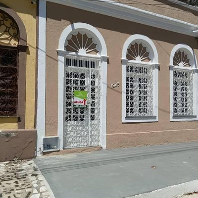 CASA PLANA ROSÁRIO MATRIZ - Casa em Centro, Cascavel - para locação - Fabíola Almeida Imóveis