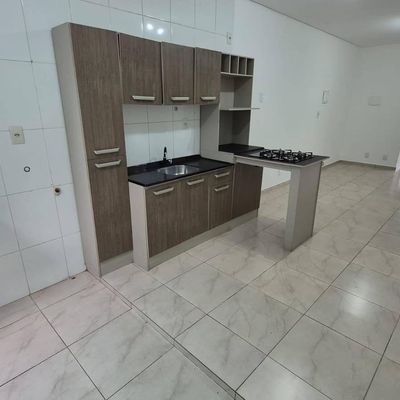 Aluguel Apartamento térreo 2 dormitórios Bairro Santa Regina - Apartamento em Santa Regina, Camboriú - para locação - Ilaini Imóveis